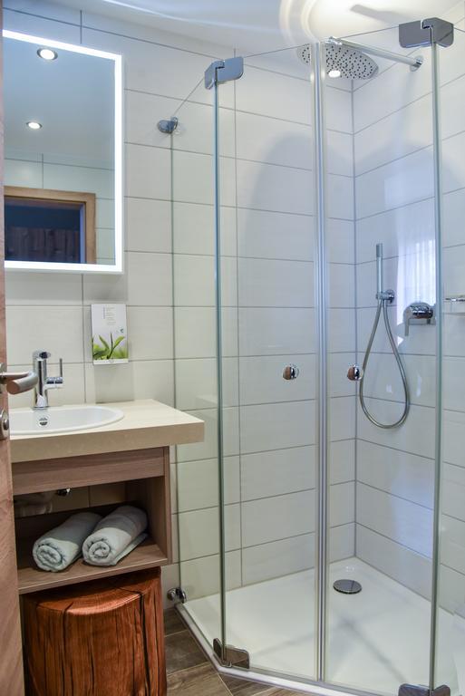 Landhotel Schnupp Neudrossenfeld Екстер'єр фото