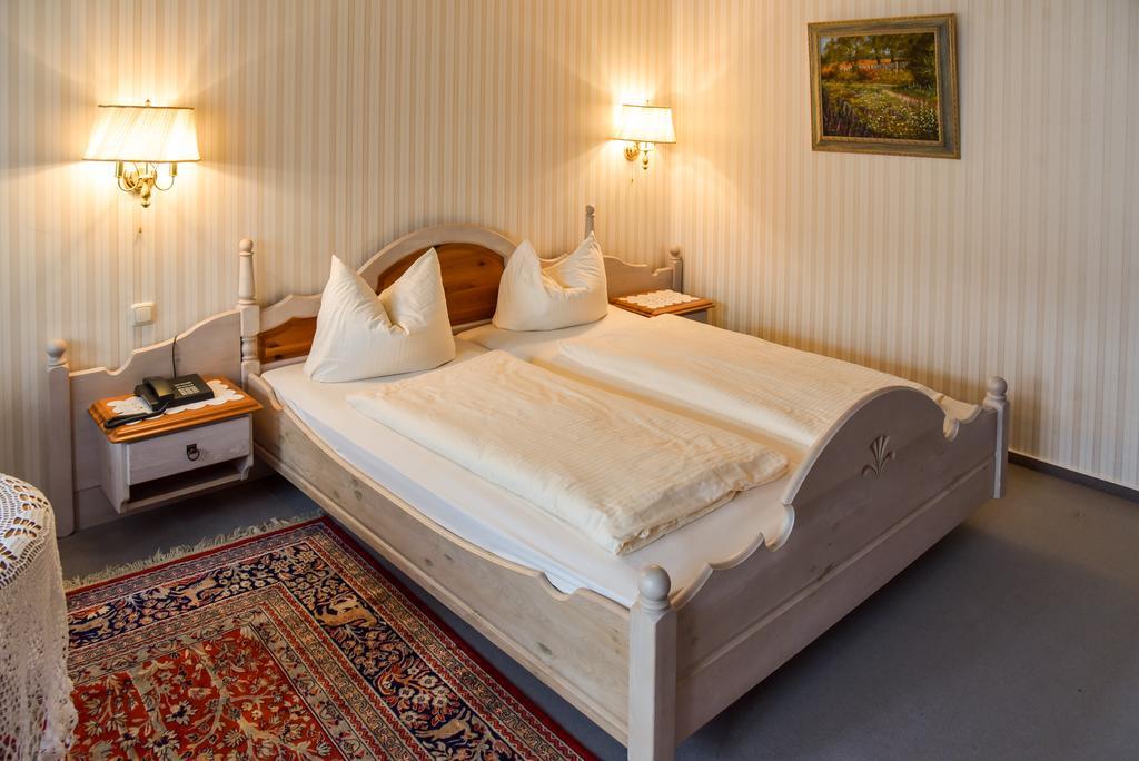 Landhotel Schnupp Neudrossenfeld Екстер'єр фото