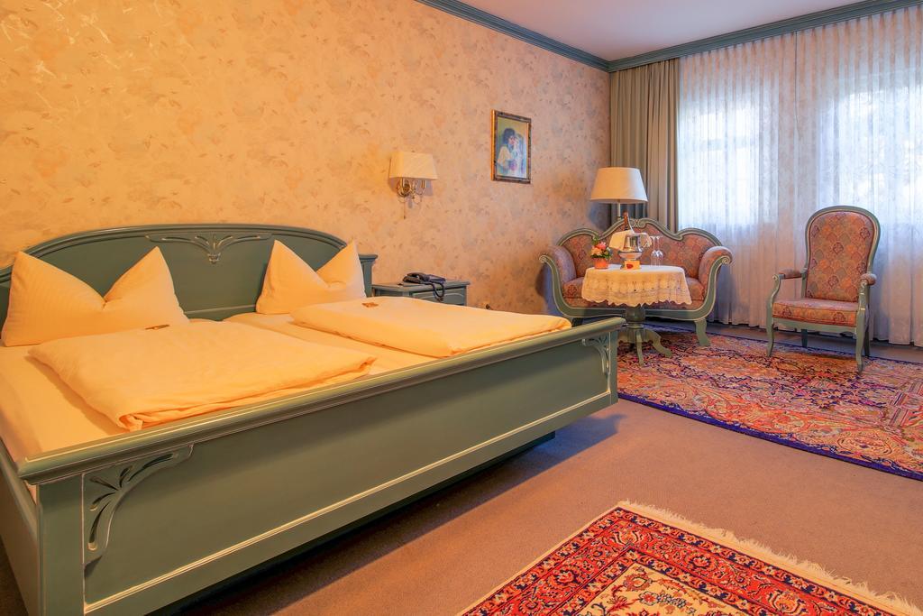 Landhotel Schnupp Neudrossenfeld Екстер'єр фото
