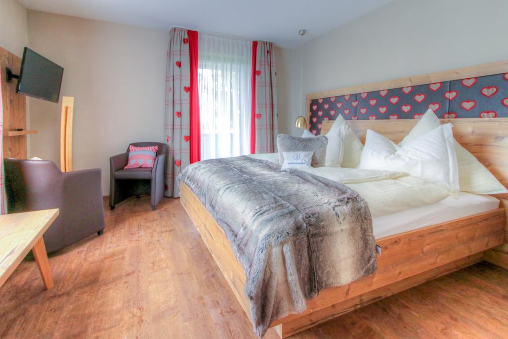 Landhotel Schnupp Neudrossenfeld Екстер'єр фото